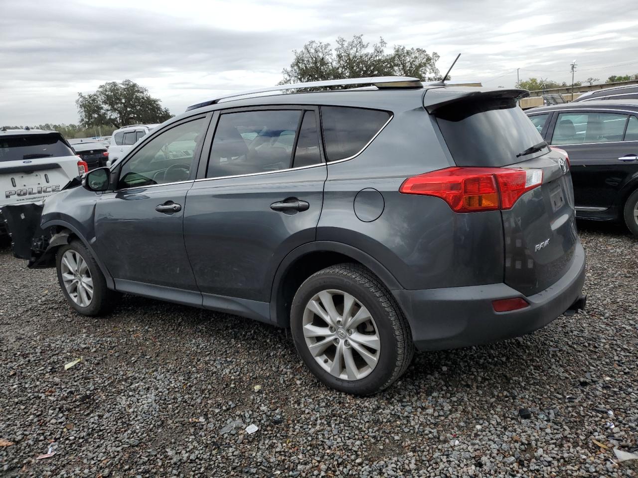 2015 Toyota RAV 4 - Image 2