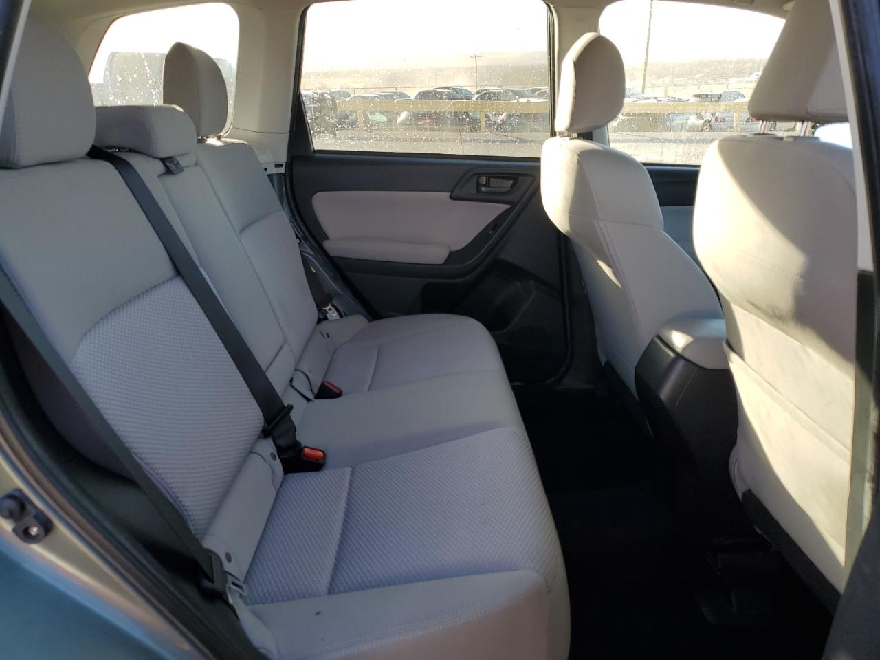 2015 Subaru Forester - Image 11