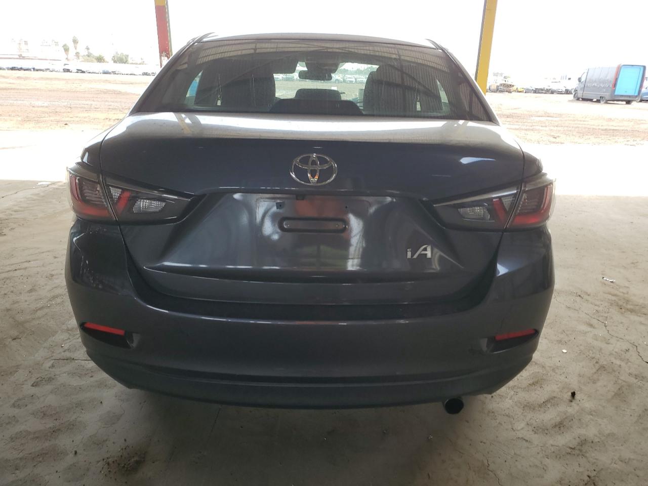 2017 Toyota Yaris - Image 6