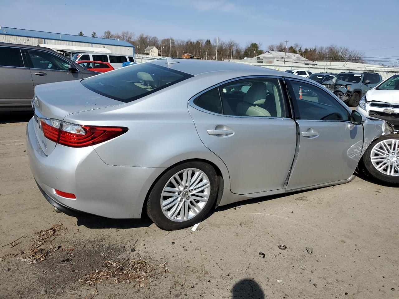 2014 Lexus ES - Image 3