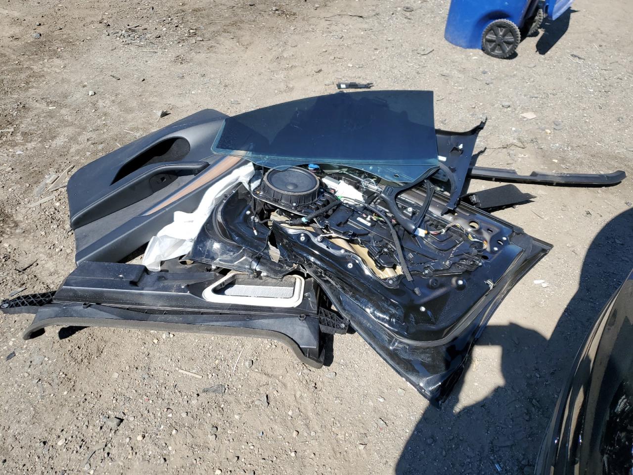 2024 Tesla Model Y VIN: 7SAYGAEE8RF991619 Lot: 50828165