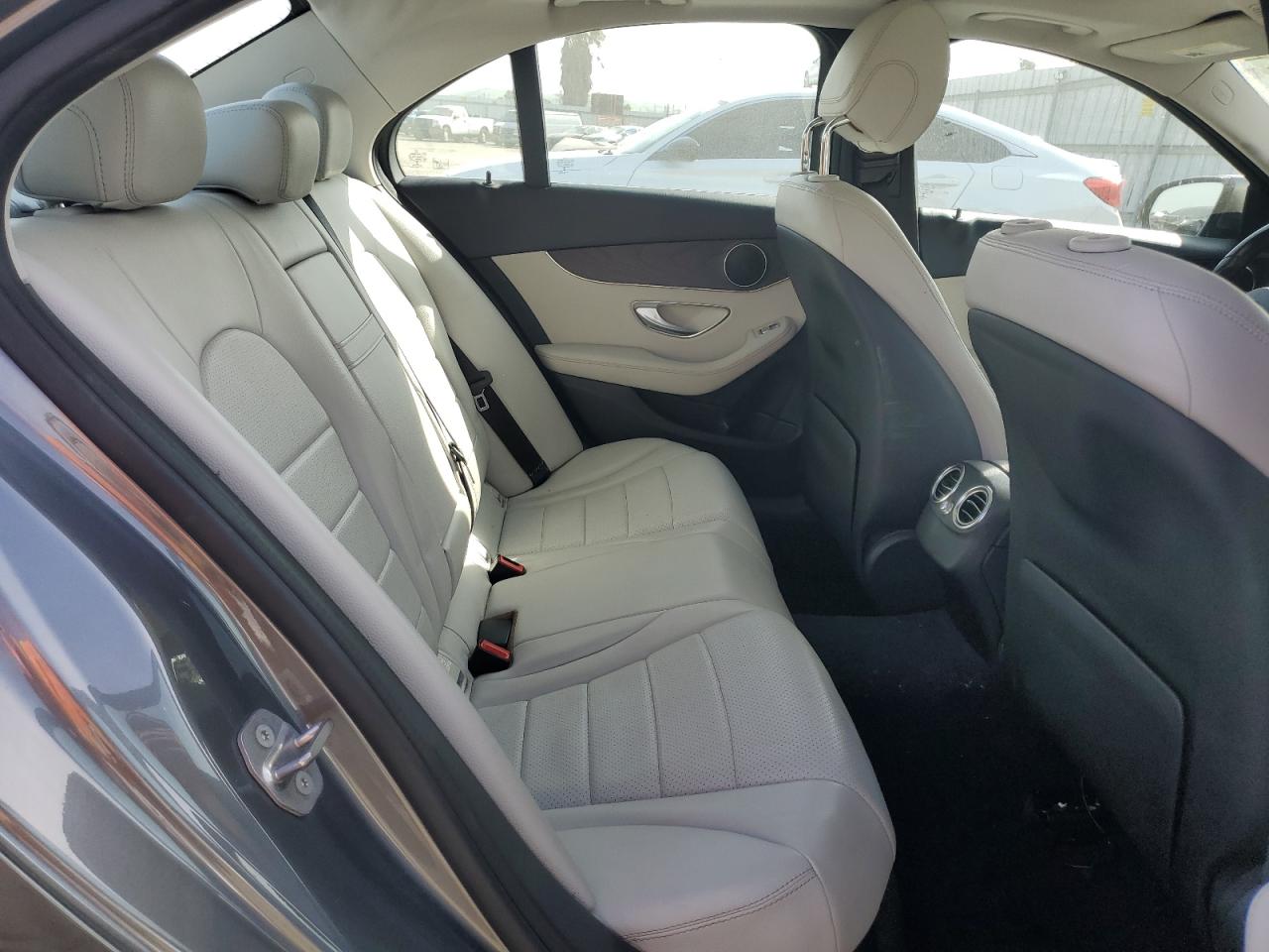 2017 Mercedes-Benz C-klasse - Image 10