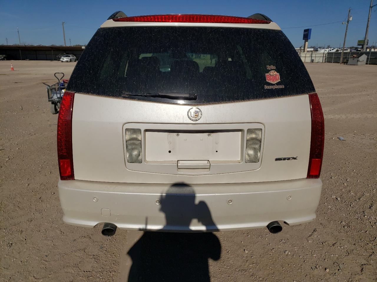 2004 Cadillac SRX - Image 6
