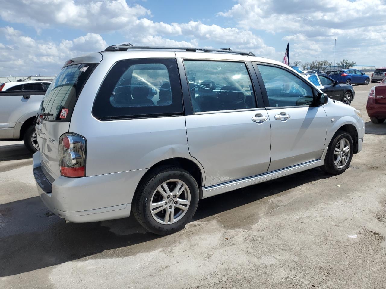 2005 Mazda MPV - Image 3