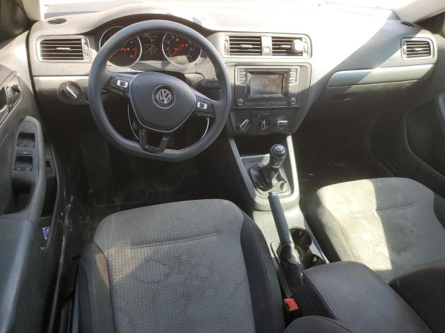  VOLKSWAGEN JETTA 2017 Czerwony