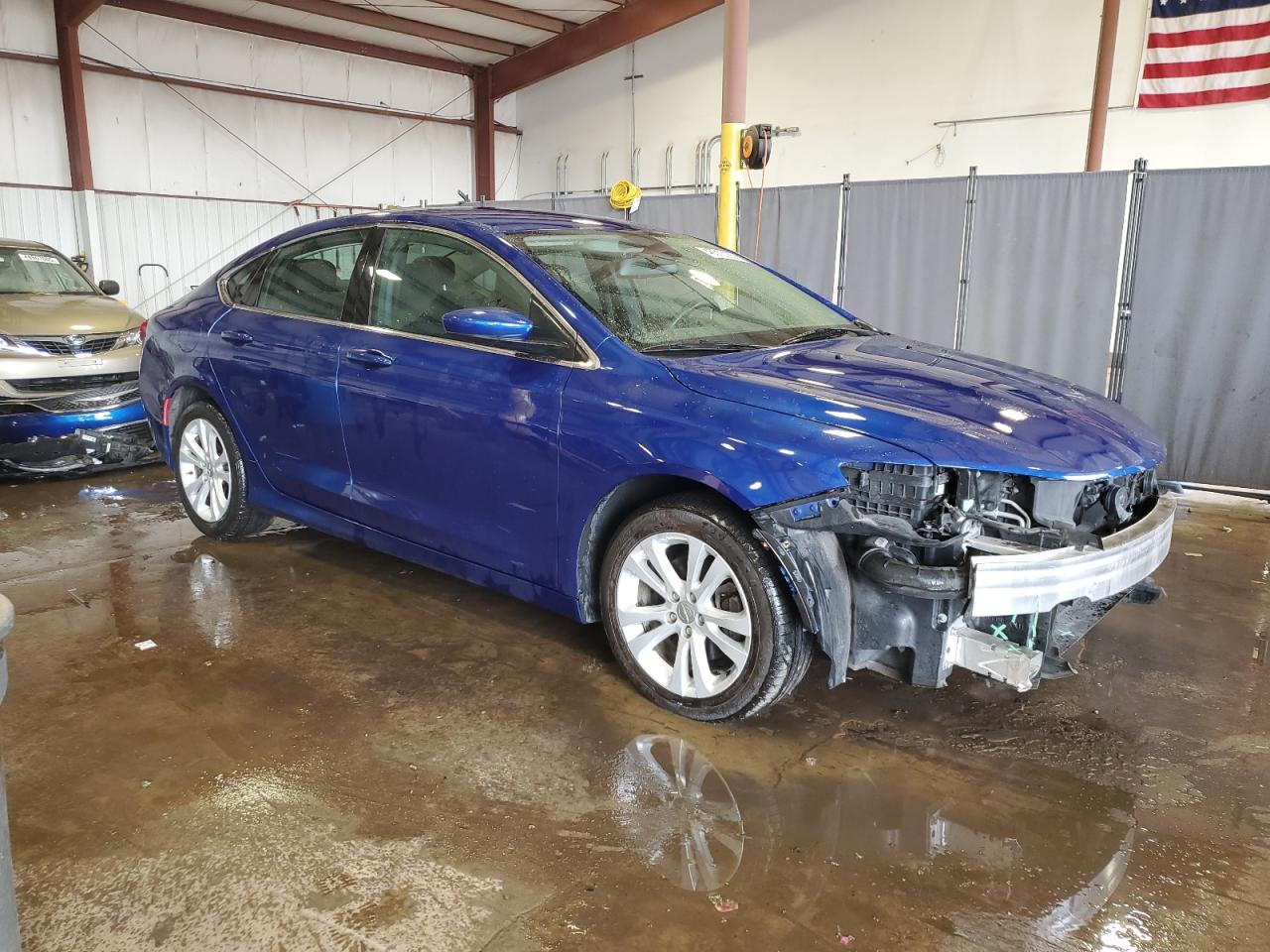 2016 Chrysler 200 - Image 4