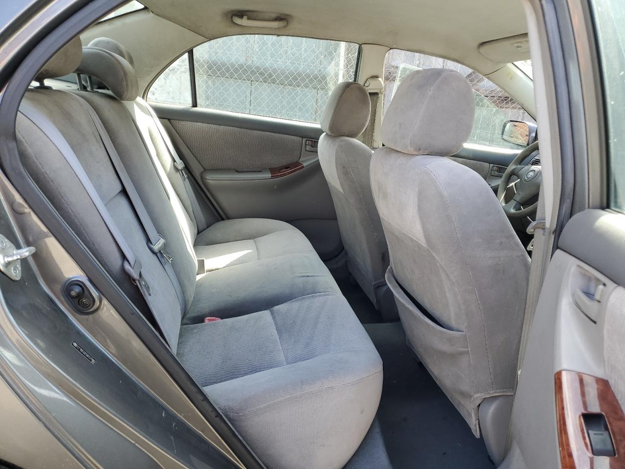 2006 Toyota Corolla - Image 10