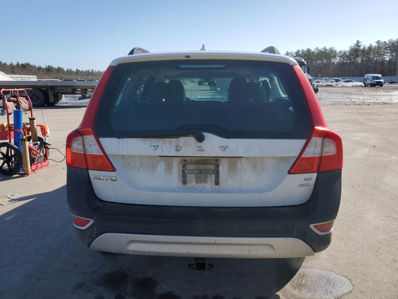 2010 Volvo XC70 - Image 6