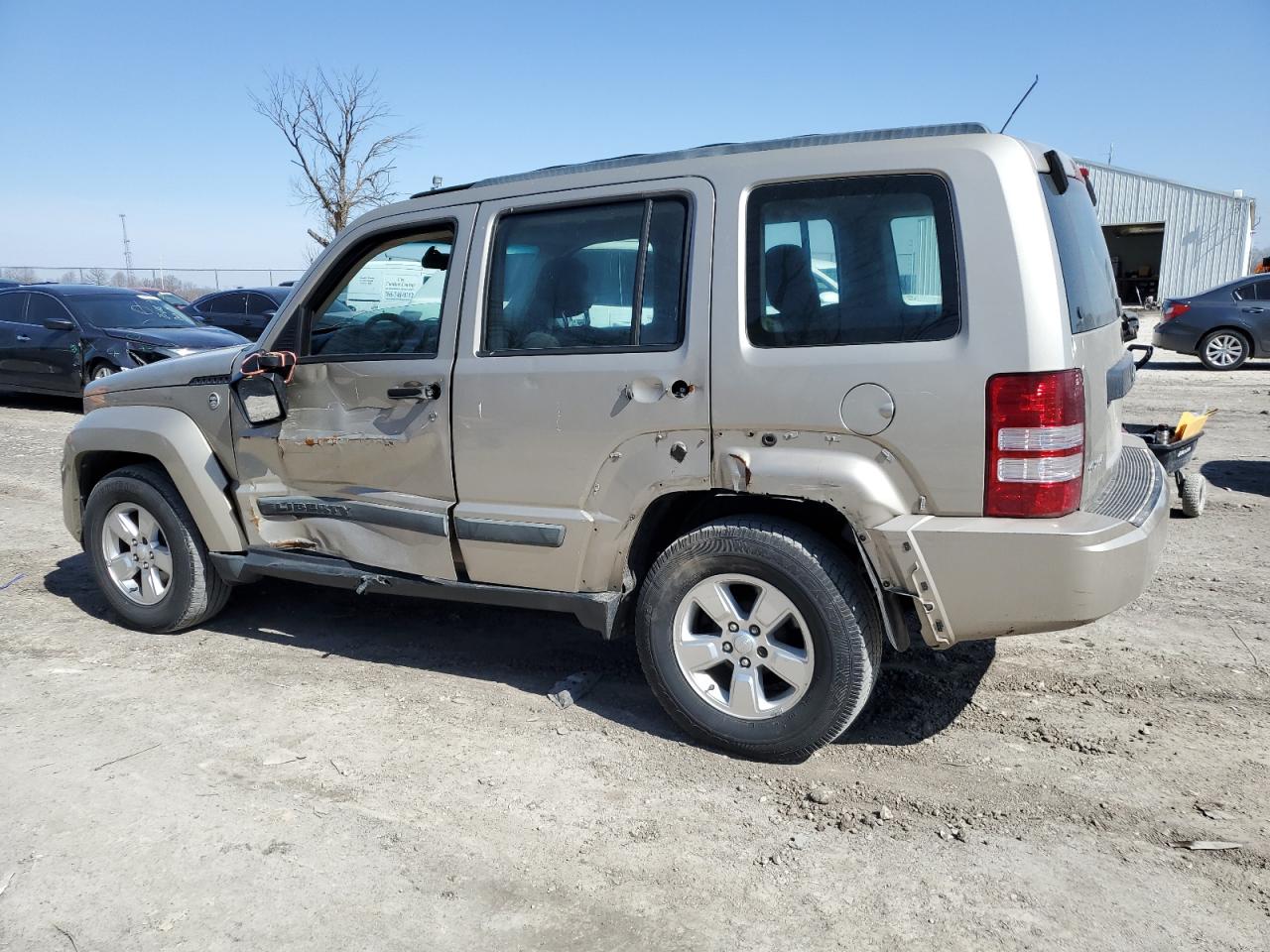 2010 Jeep Liberty (North America) - Image 2