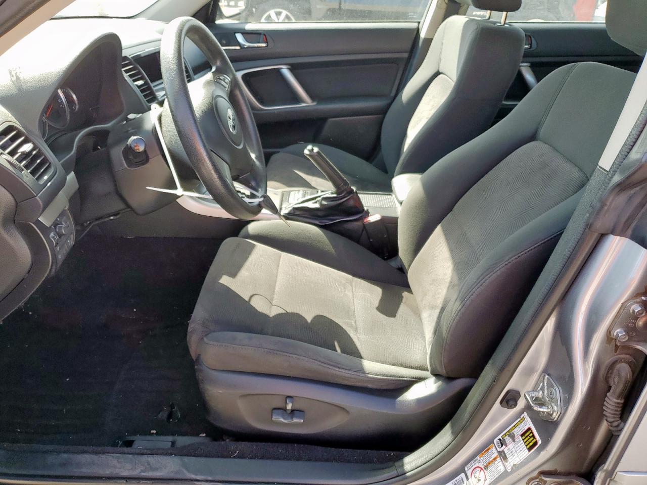 2009 Subaru Outback - Image 7