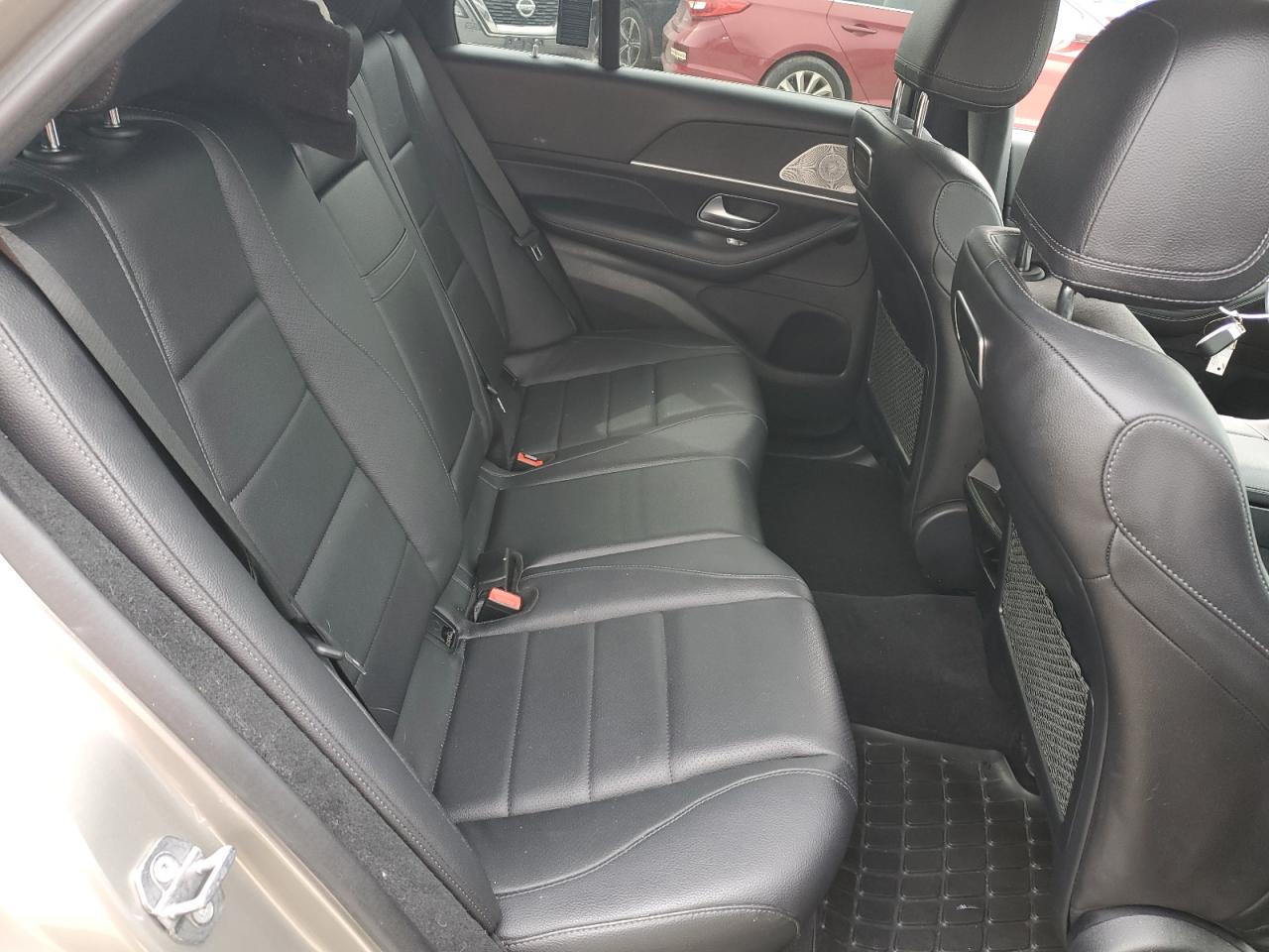 2020 Mercedes-Benz GLE - Image 10
