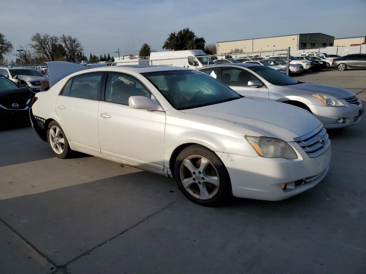 2007 Toyota Avalon - Image 4
