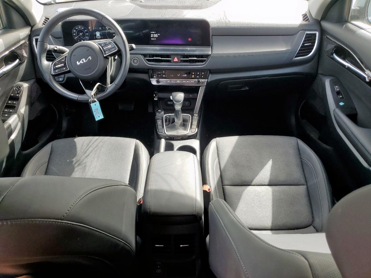 2024 Kia Seltos - Image 8