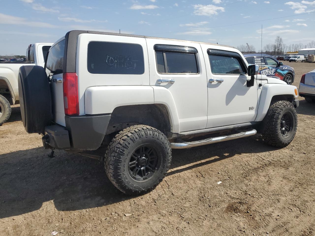 2007 Hummer H3 - Image 3