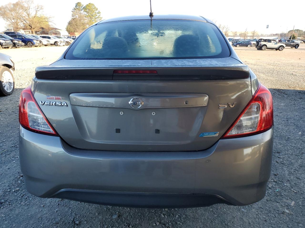 2016 Nissan Versa - Image 6