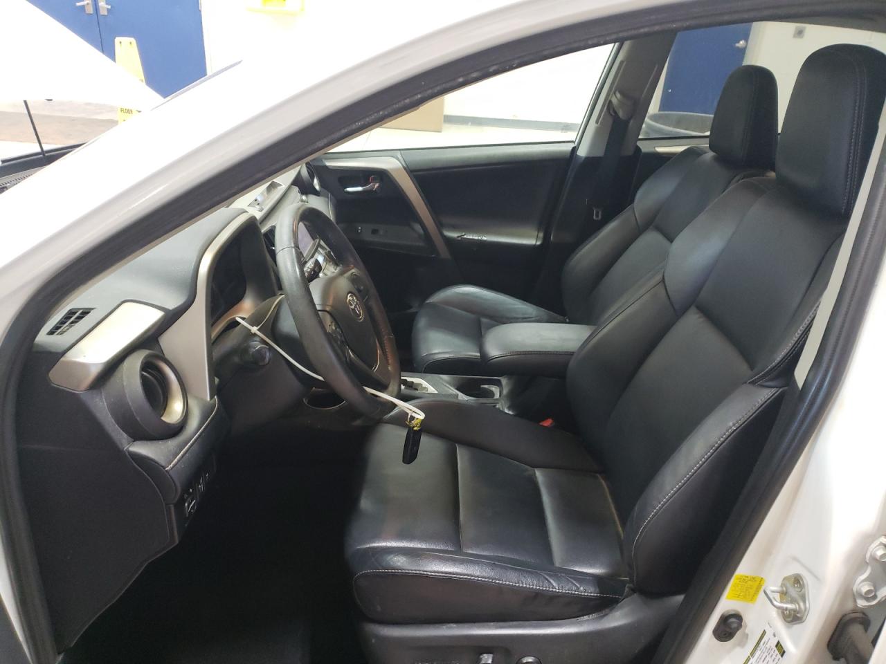 2013 Toyota RAV 4 - Image 7