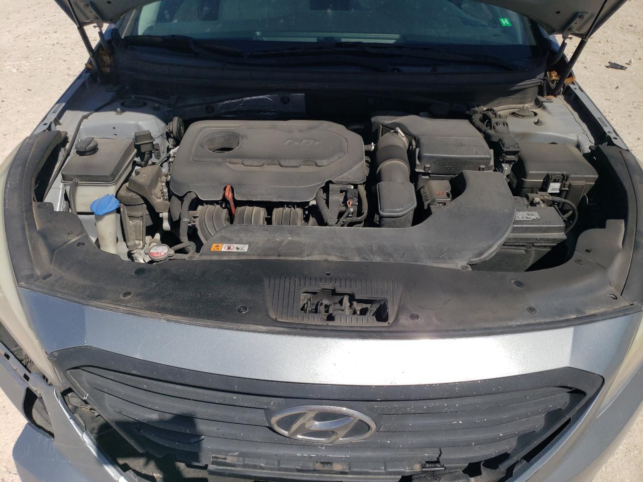 2016 Hyundai Sonata - Image 12