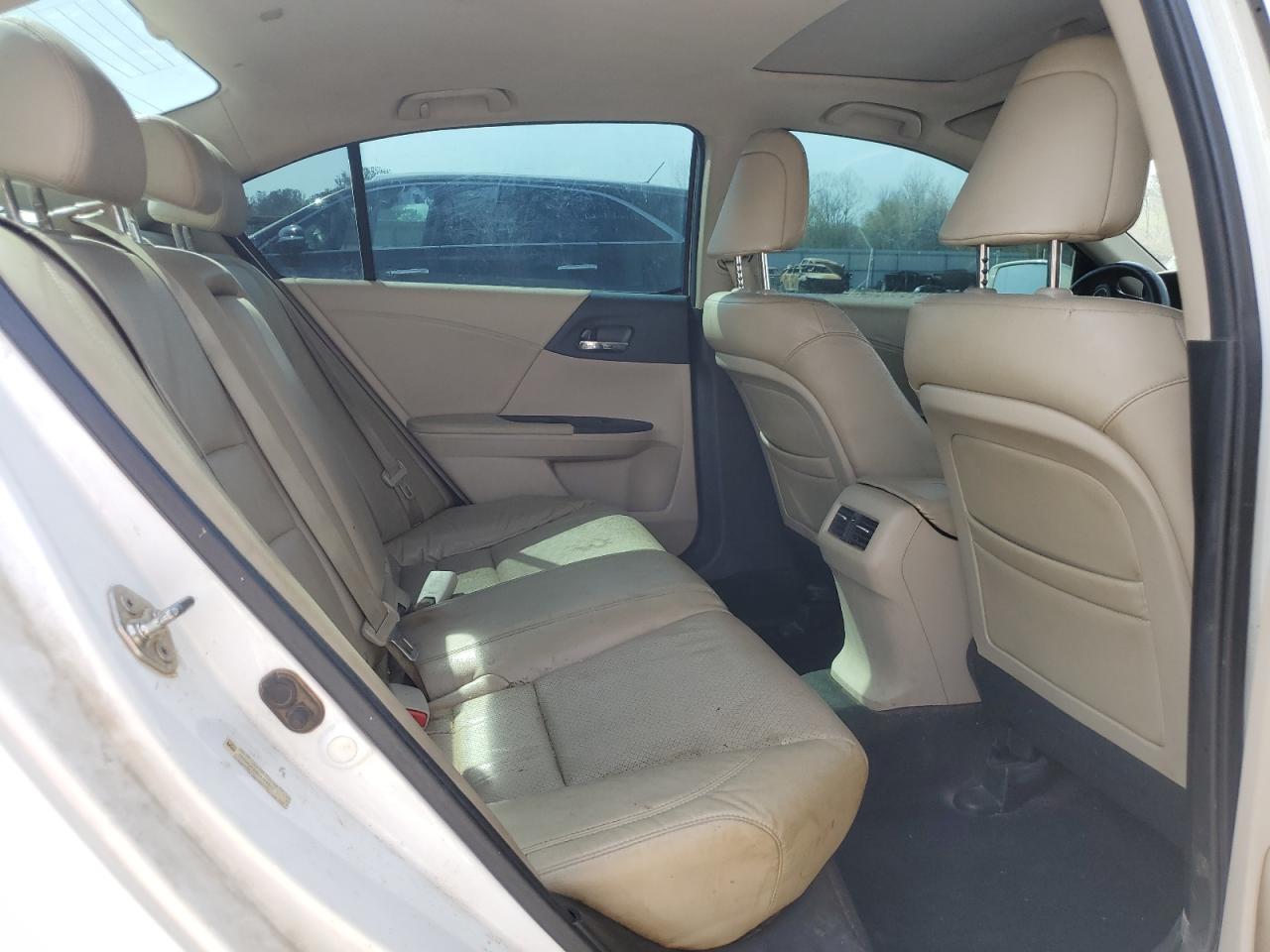 2013 Honda Accord - Image 11