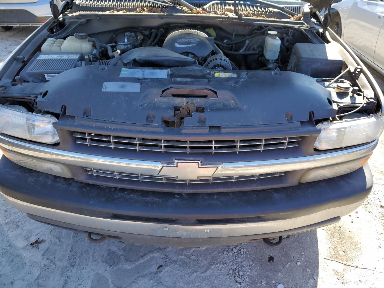 2002 Chevrolet Silverado - Image 11