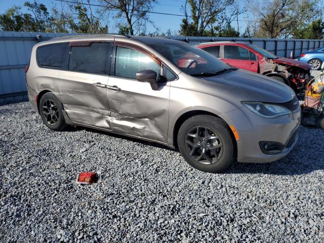  CHRYSLER PACIFICA 2018 Green