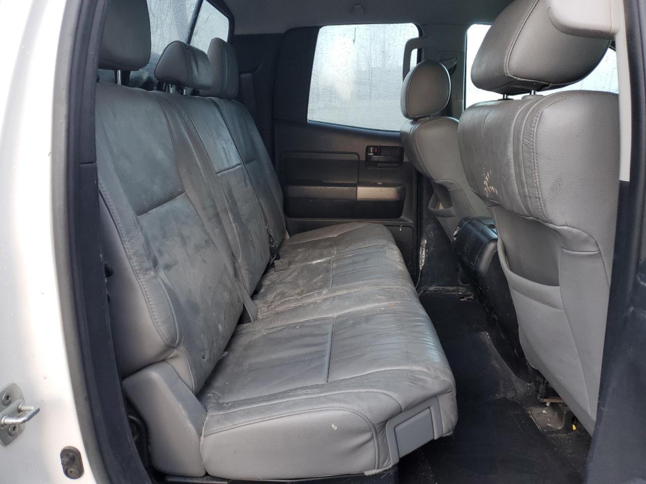 2013 Toyota Tundra - Image 10