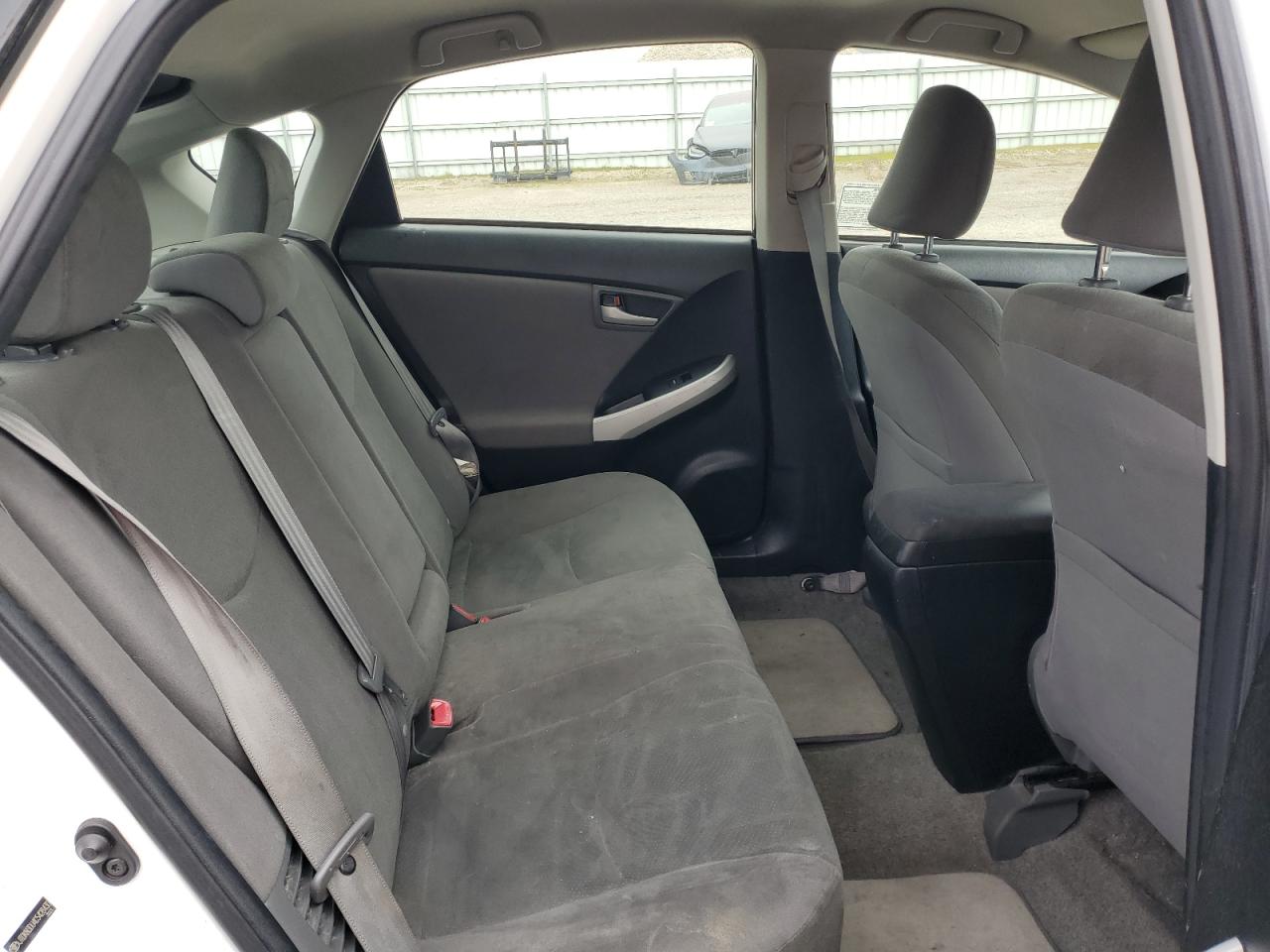 2012 Toyota Prius - Image 10