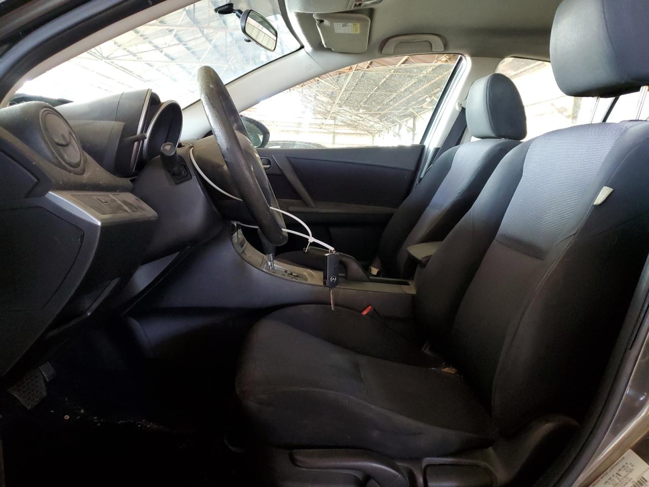 2010 Mazda 3 - Image 7