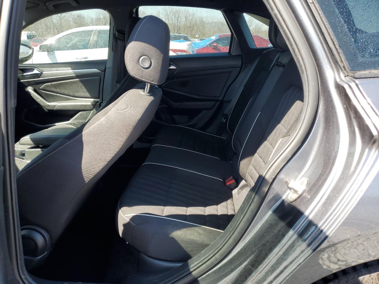 2023 Volkswagen Jetta - Image 10