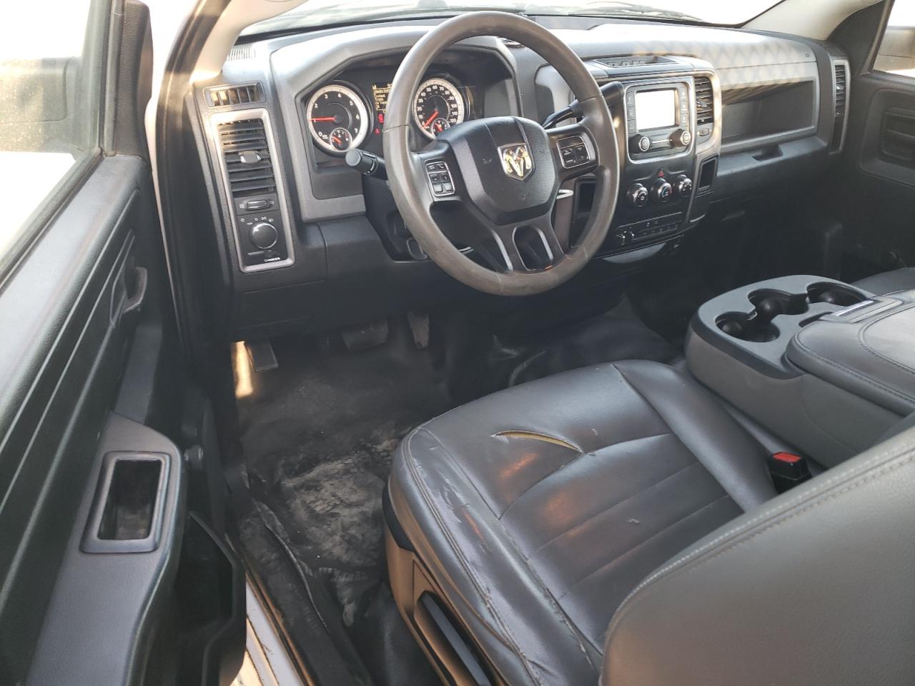 2015 RAM 3500 - Image 8