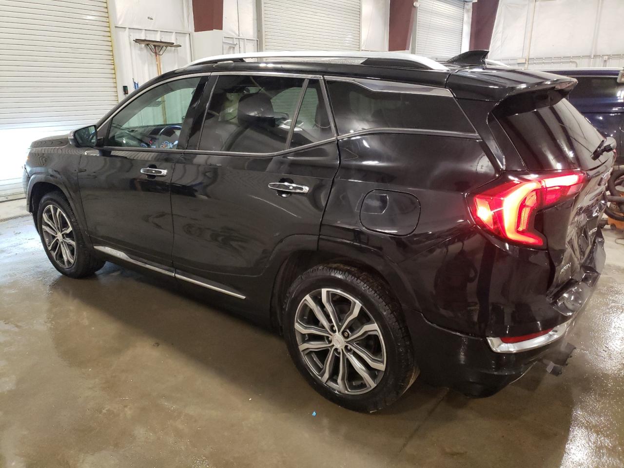2019 GMC Terrain - Image 2