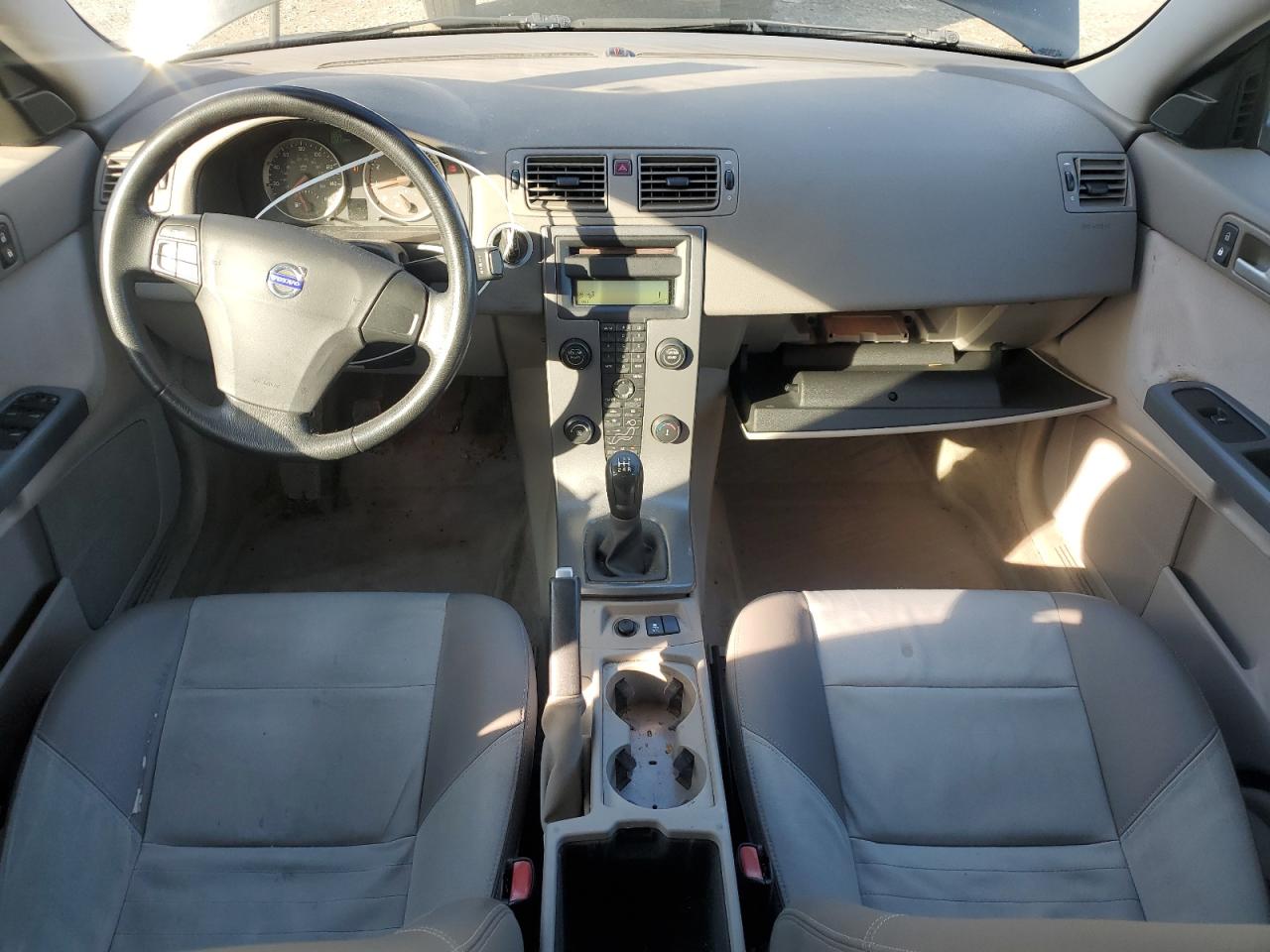 2005 Volvo S40 - Image 8