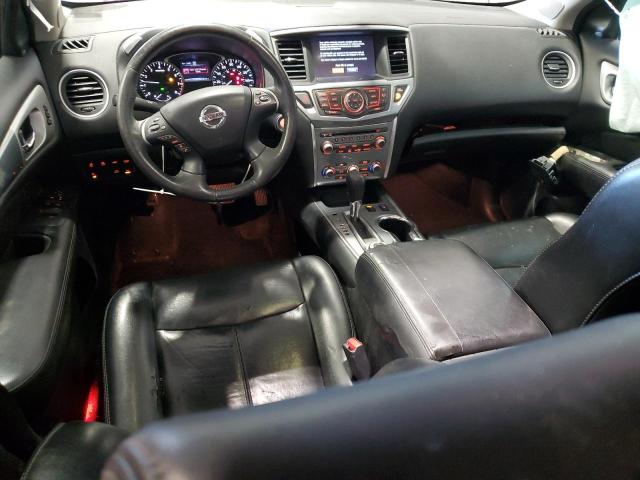  NISSAN PATHFINDER 2017 Srebrny