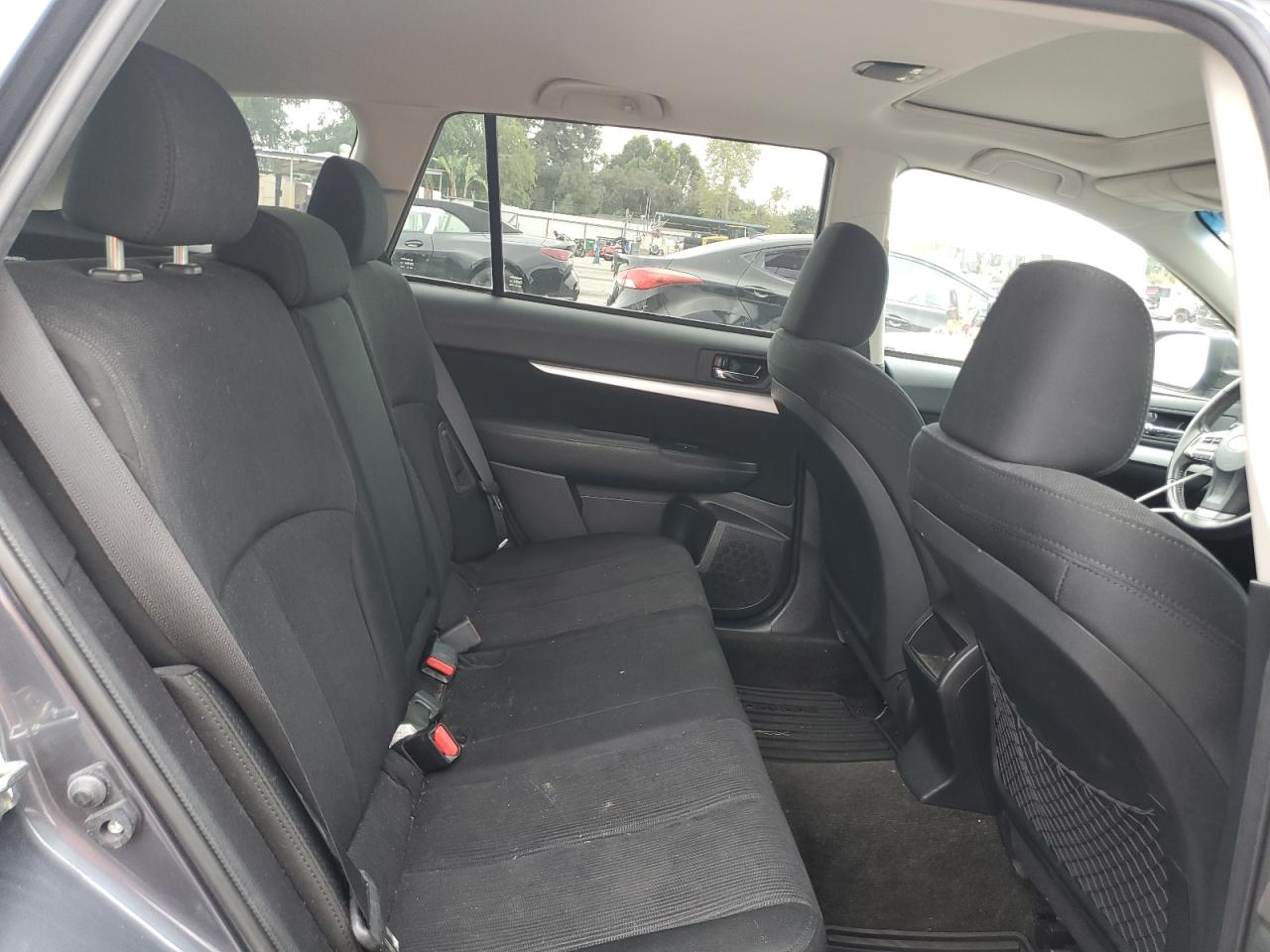 2014 Subaru Outback - Image 11