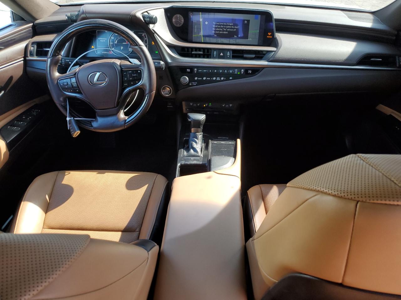 2021 Lexus ES - Image 8