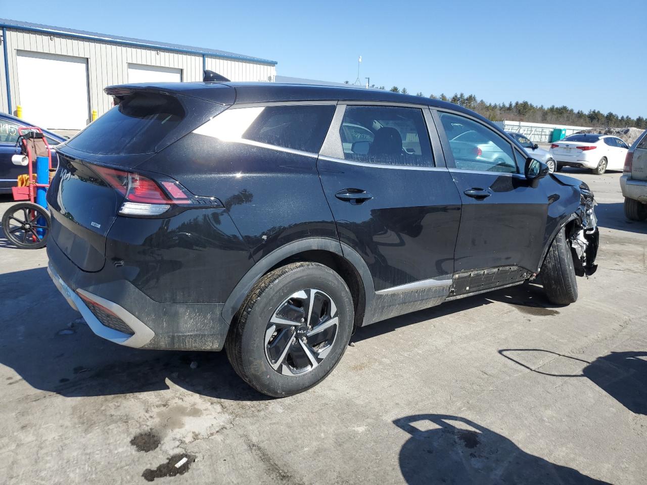 2024 Kia Sportage - Image 3