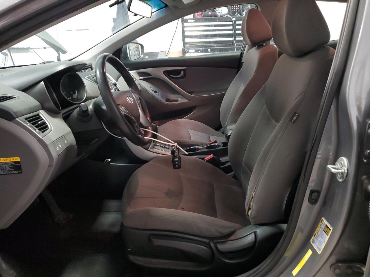 2013 Hyundai Elantra - Image 7