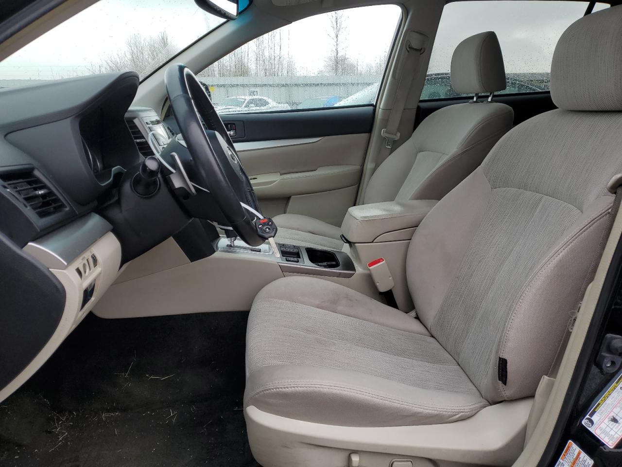 2013 Subaru Outback - Image 7