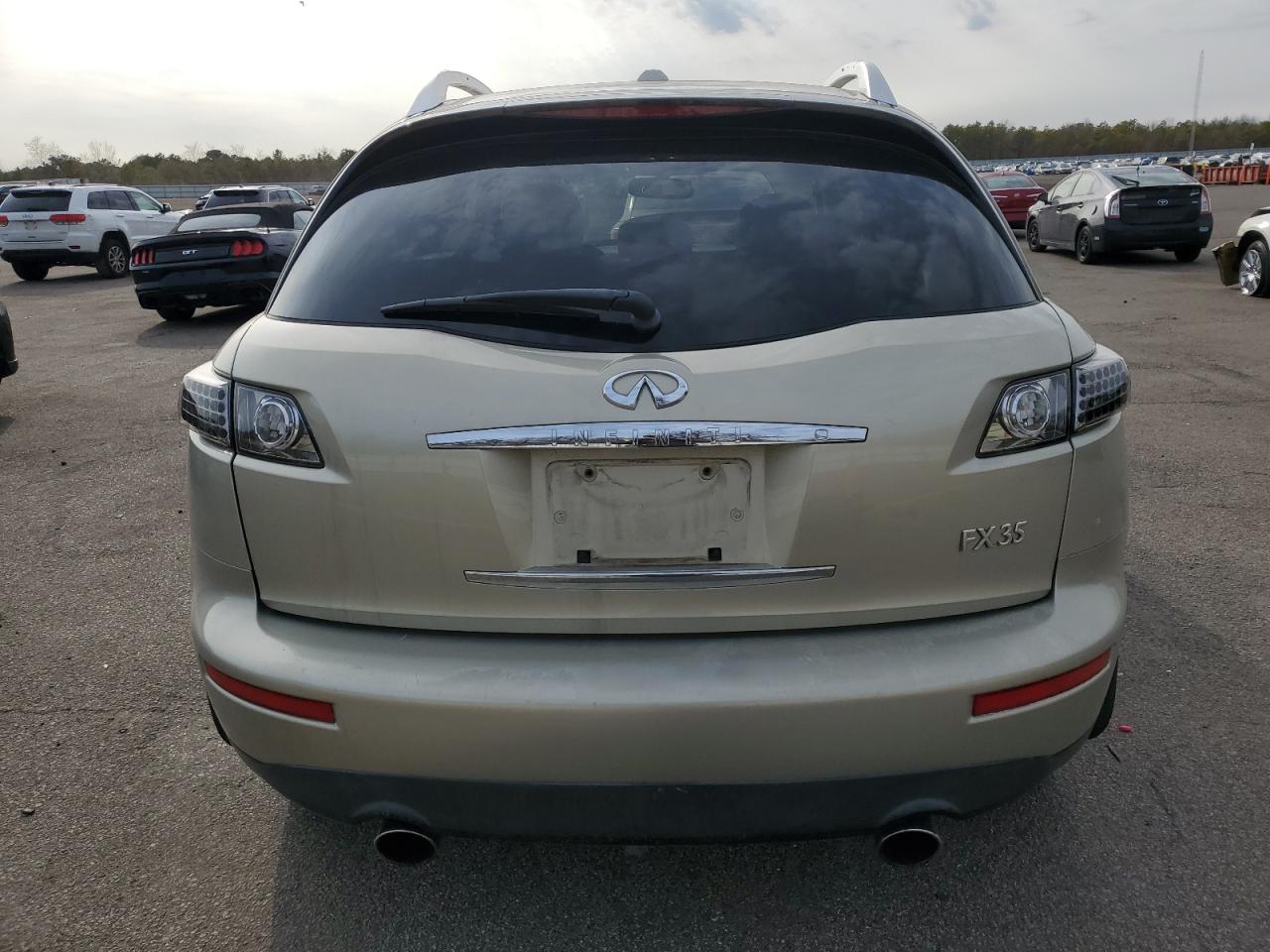 2006 Infiniti FX - Image 6