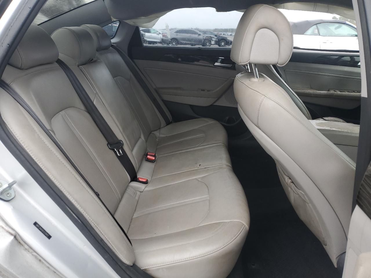 2015 Hyundai Sonata - Image 10