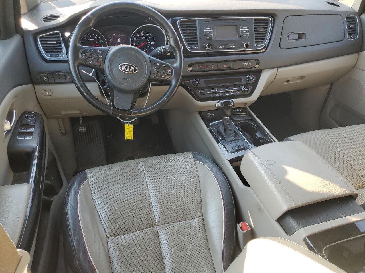 kndmc5c11f6046081 KNDMC5C11F6046081 2015 Kia Sedona Ex