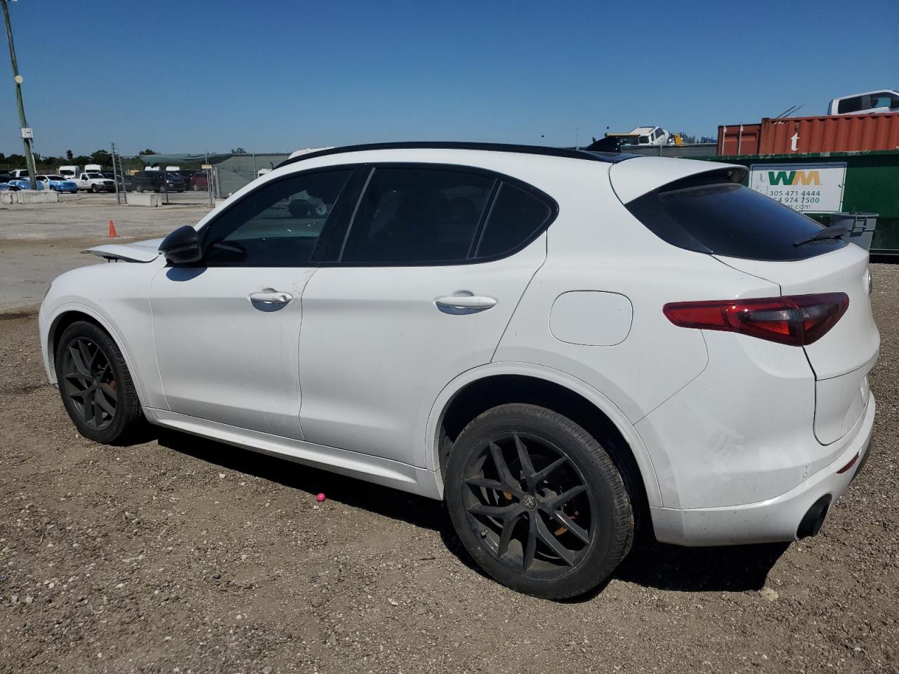 2020 Alfa Romeo Stelvio - Image 2