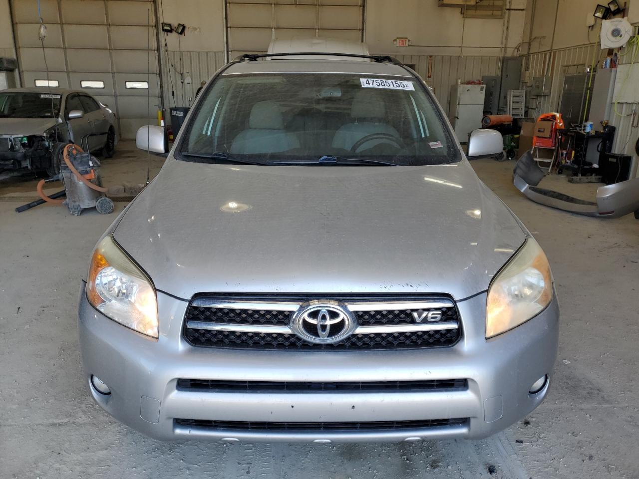 2008 Toyota RAV 4 - Image 5