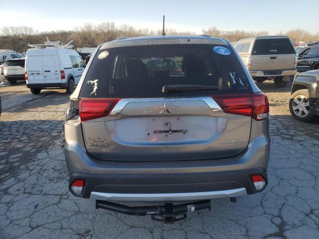  MITSUBISHI OUTLANDER 2016 Серый