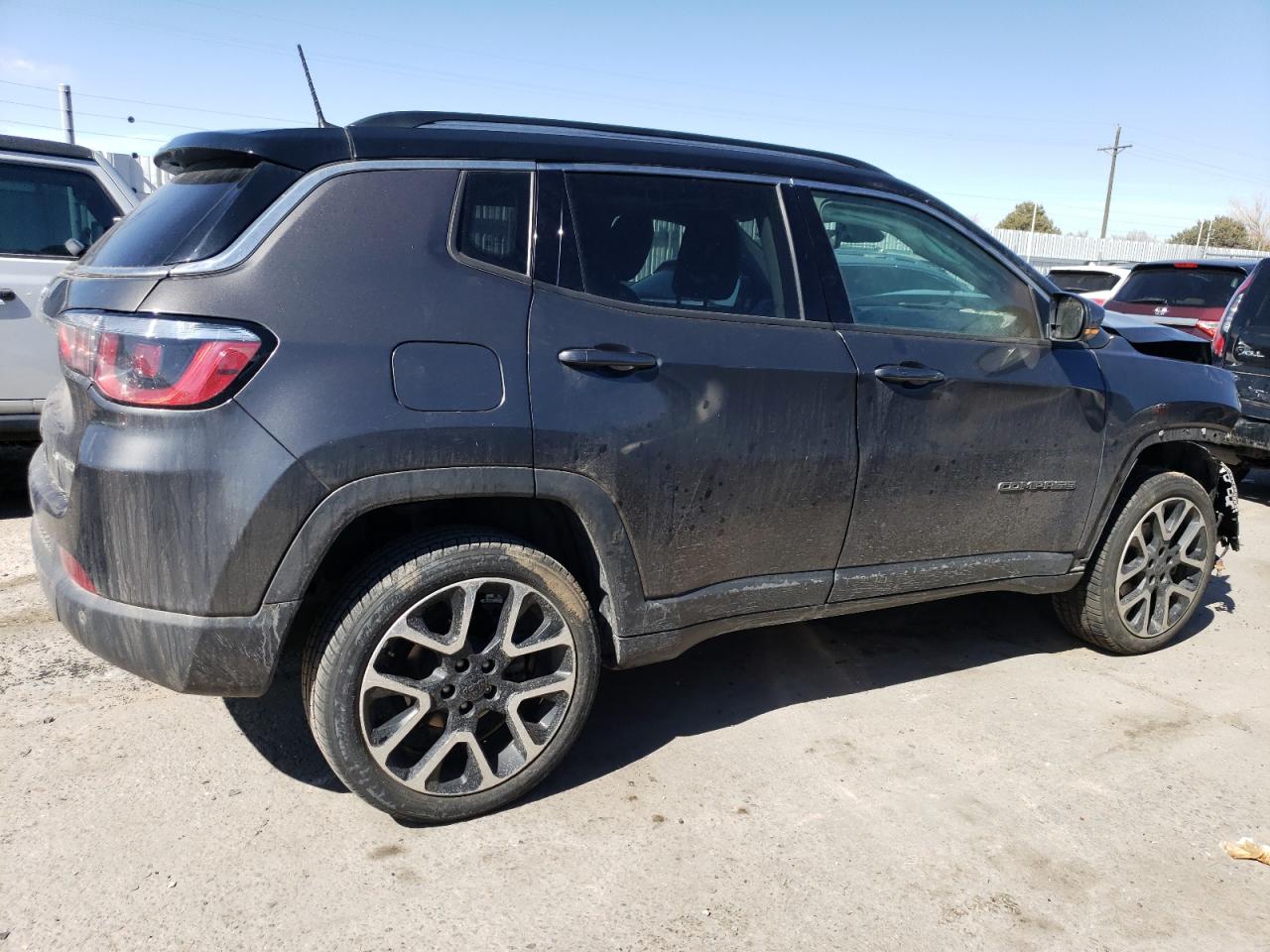 2017 Jeep Compass - Image 3