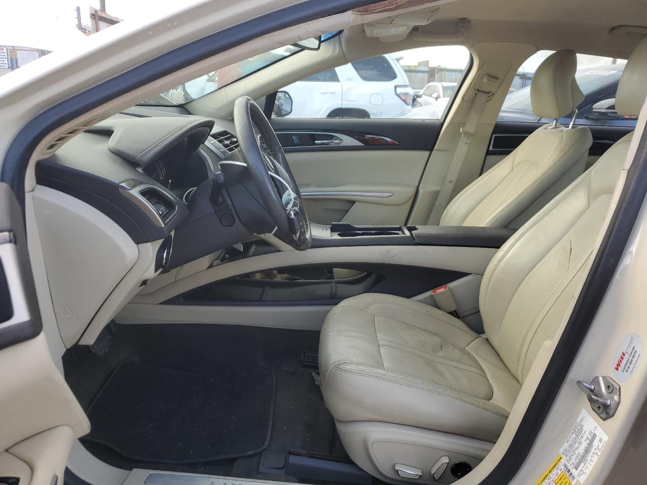 2014 Lincoln MKZ - Image 7