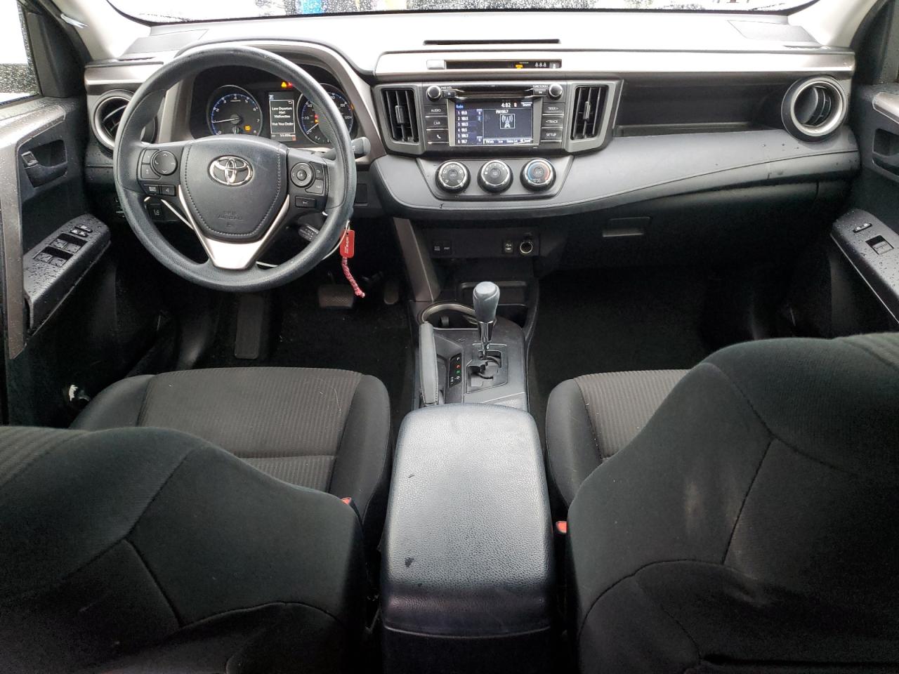 2018 Toyota RAV 4 - Image 8