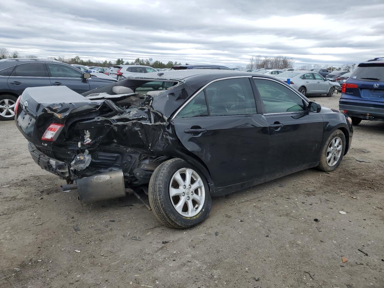 2011 Toyota Camry - Image 3