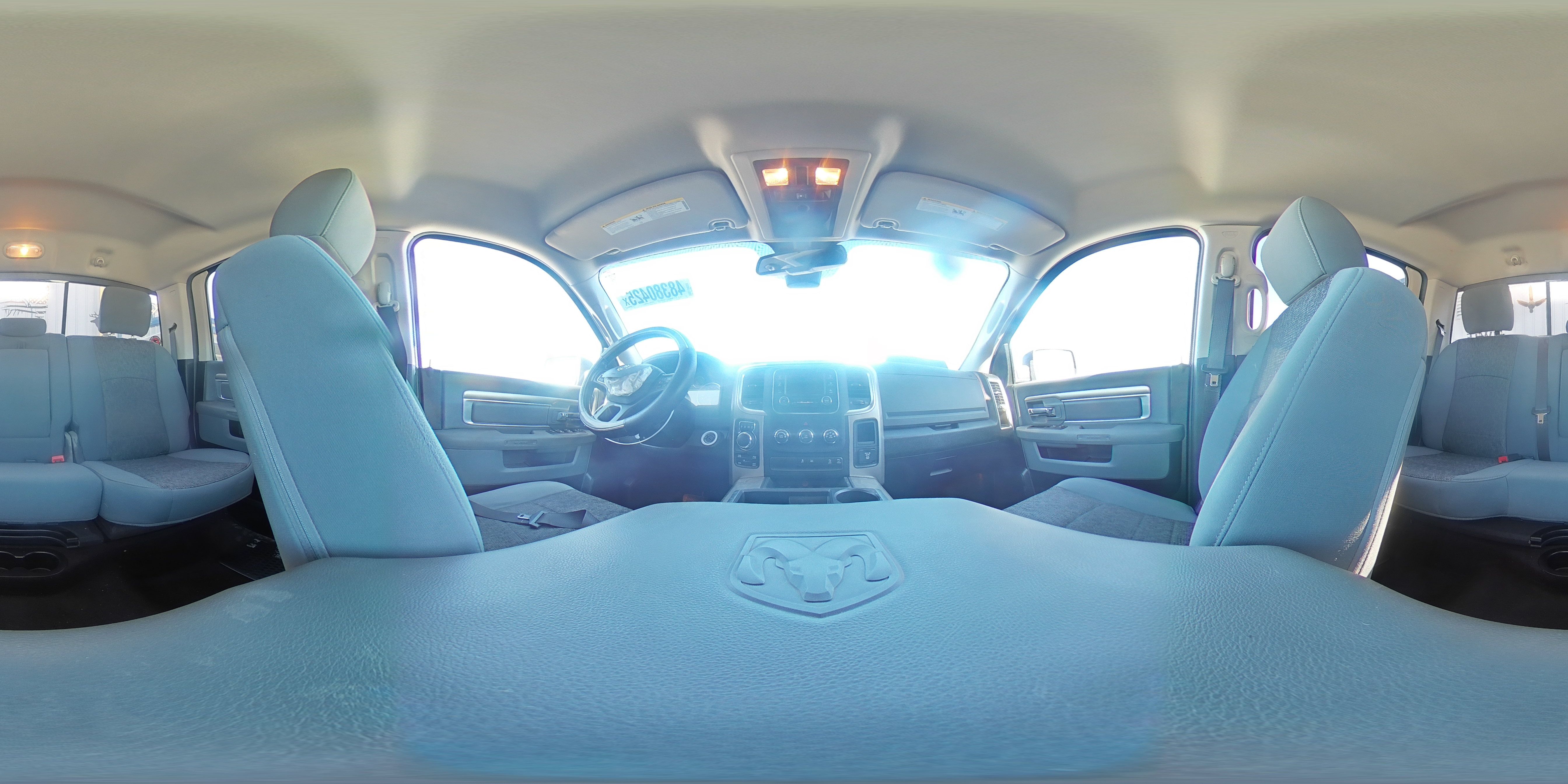 2015 RAM 1500 - Image 12