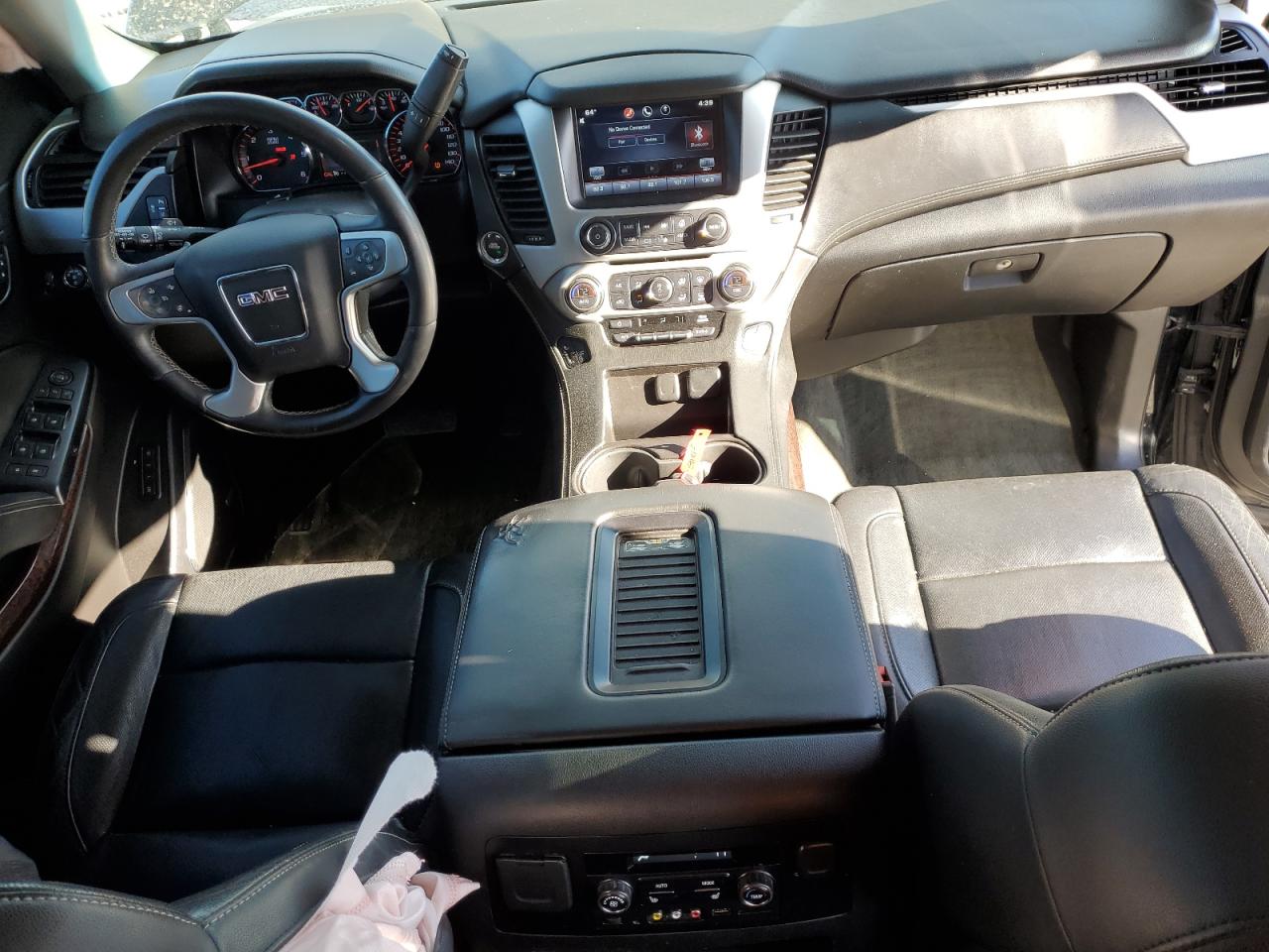 2015 GMC Yukon - Image 8