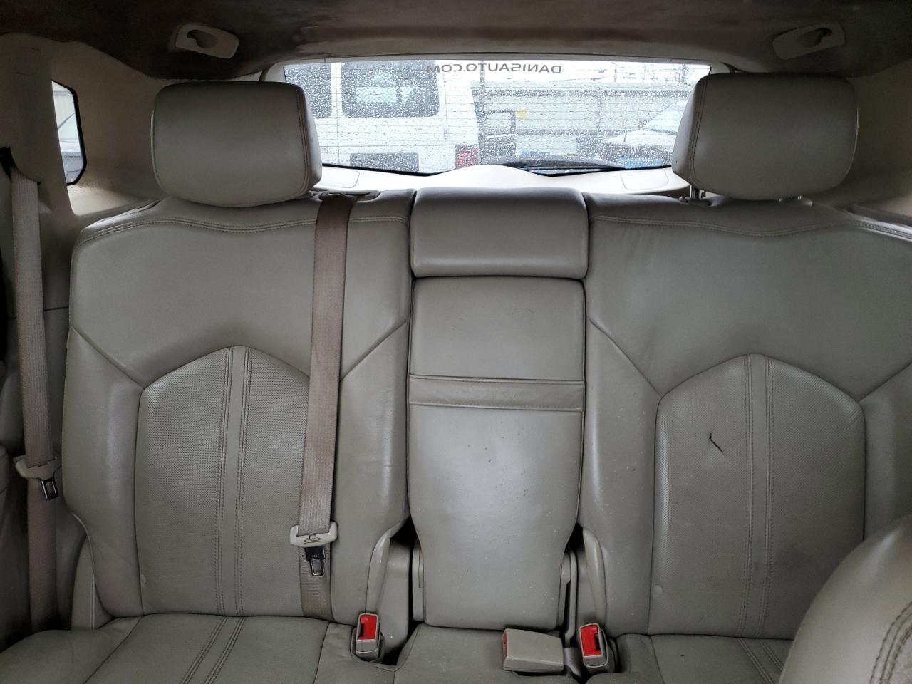 2011 Cadillac SRX - Image 10